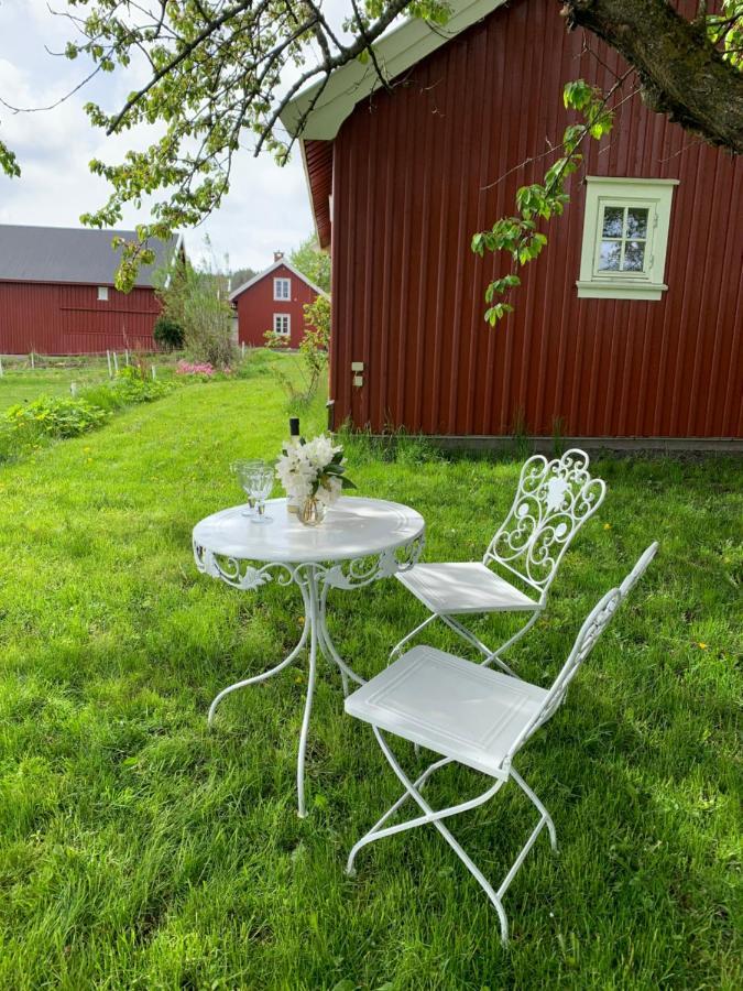 Morellgarden * Larvik
